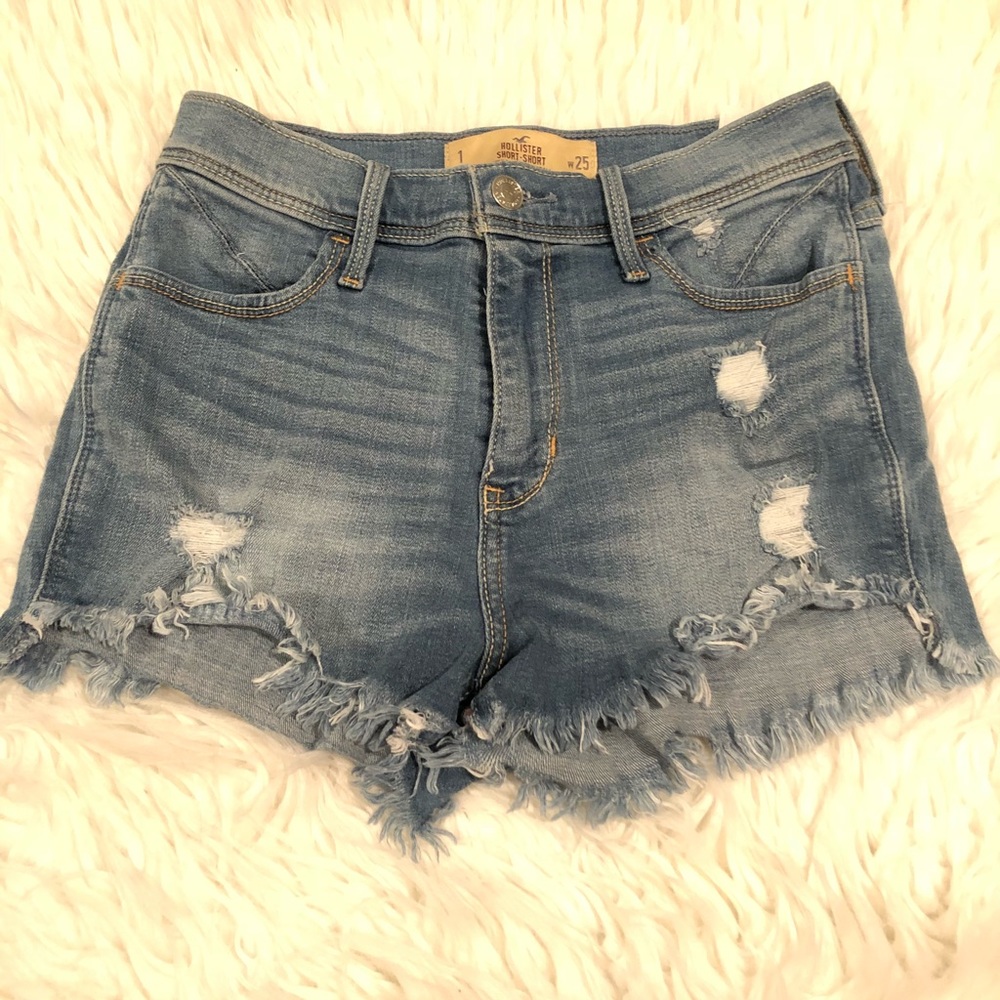 Size 1 hollister shorts